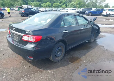 2013 Toyota Corolla Le z USA, uszkodzony, nr VIN 2T1BU4EE5DC077760